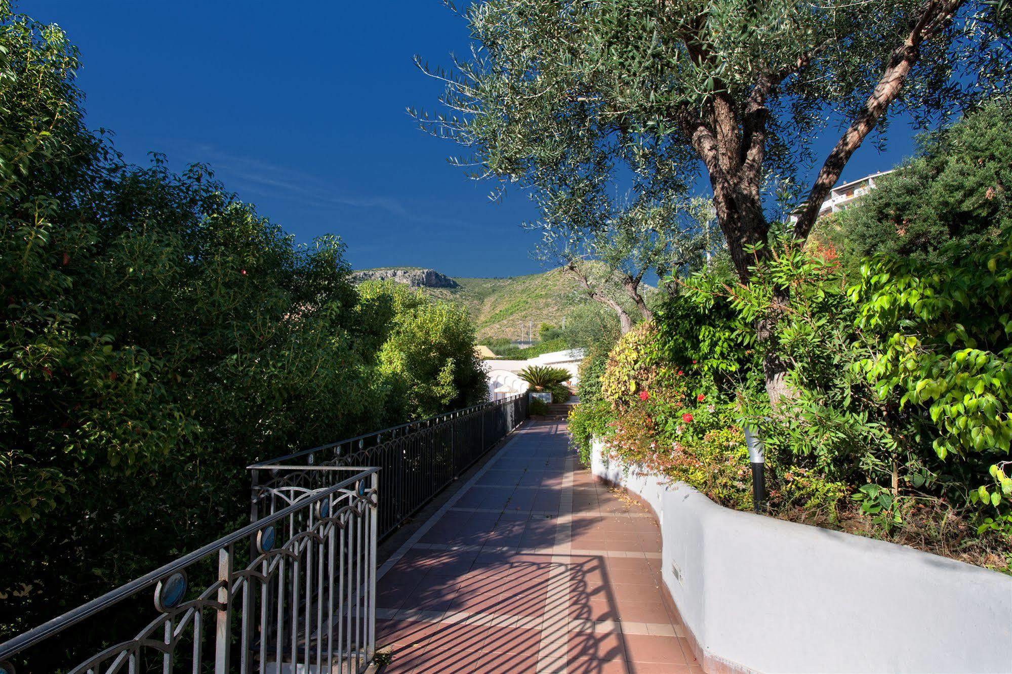 Virgilio Grand 4* Sperlonga