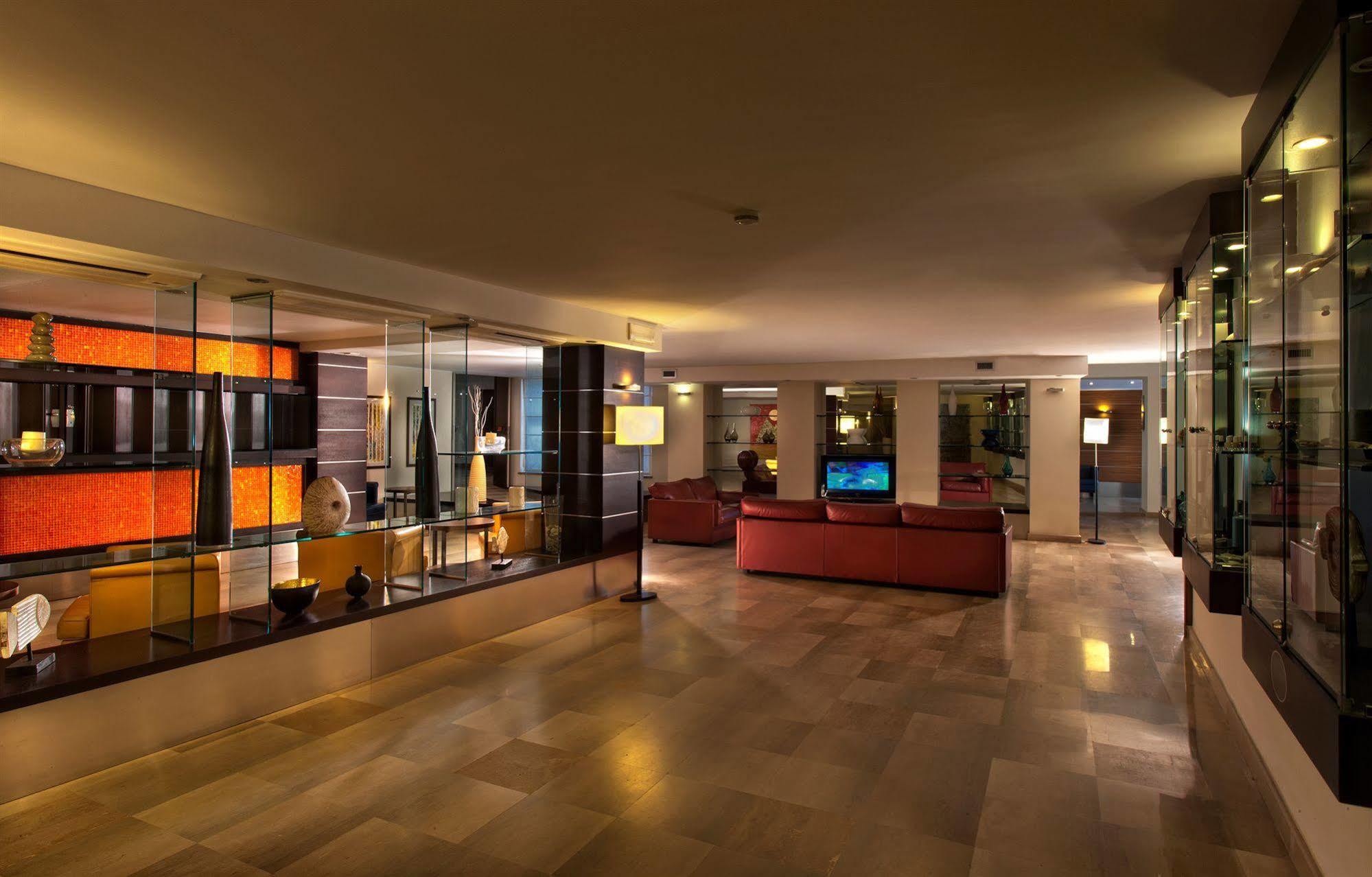 Virgilio Grand Hotel 4*